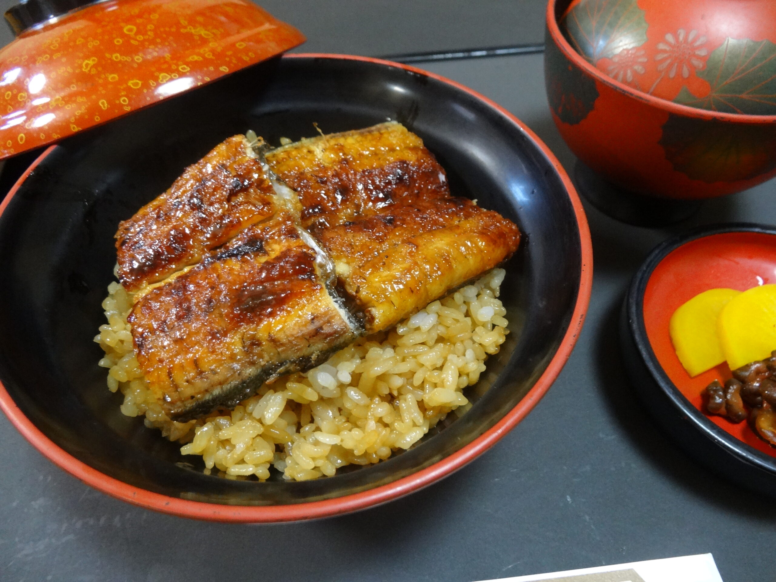 うなぎ料理　徳右ェ門