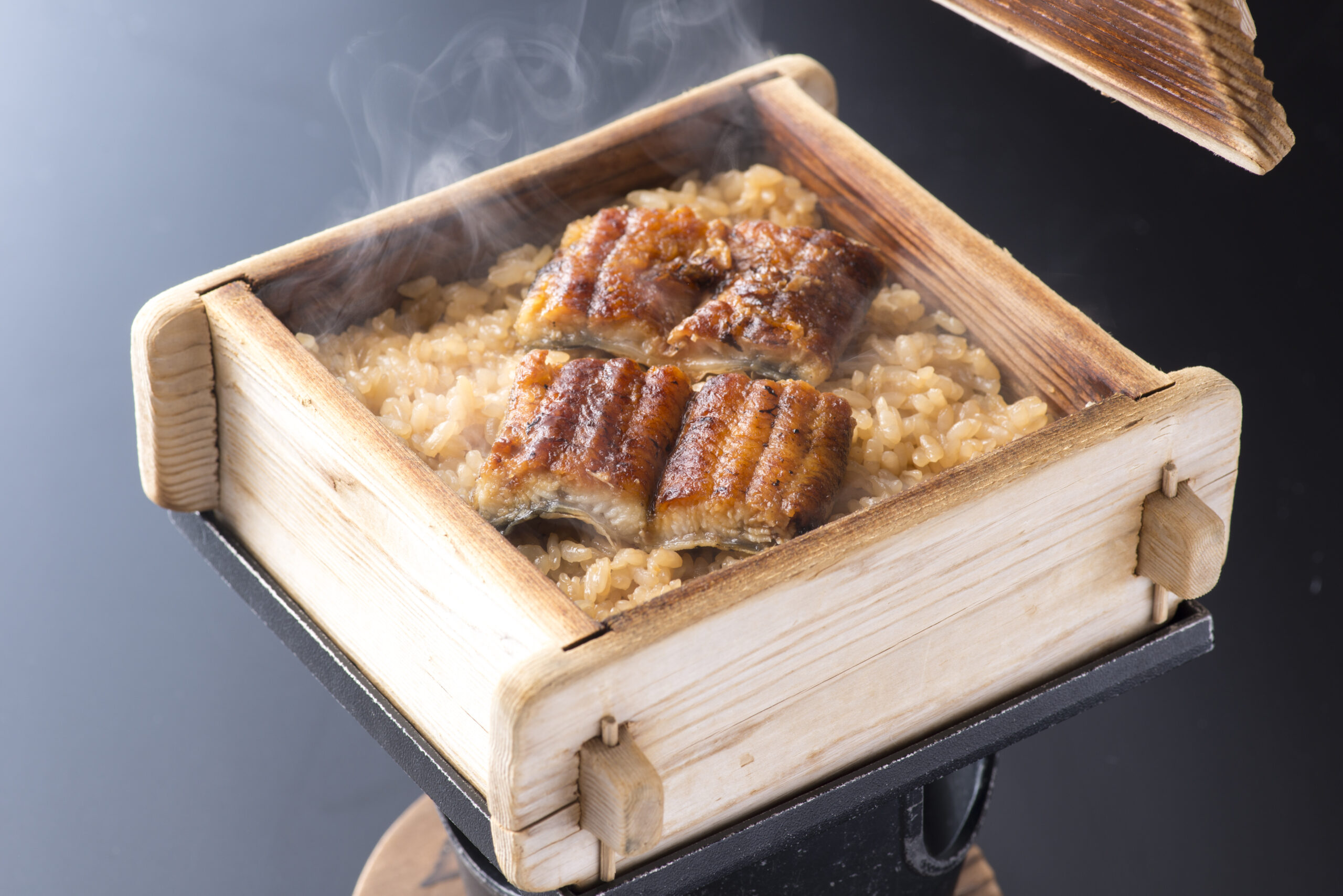 うなぎ料理　徳右ェ門