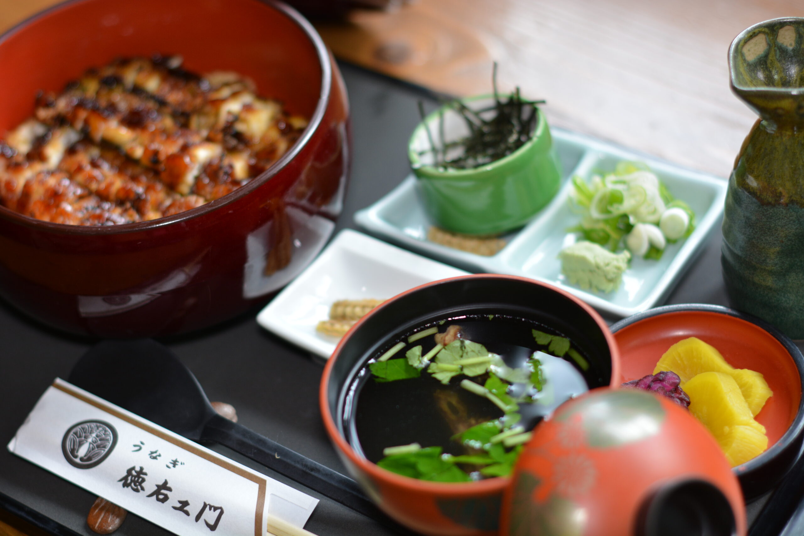 うなぎ料理　徳右ェ門
