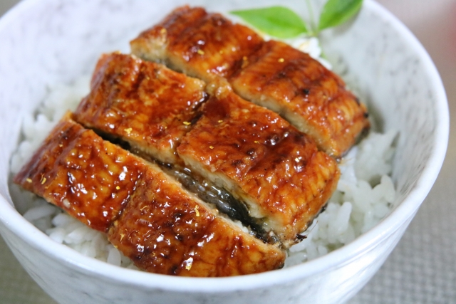 うなぎ料理　徳右ェ門