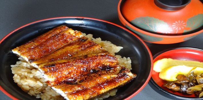 うなぎ料理　徳右ェ門