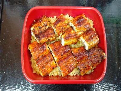 うなぎ料理　徳右ェ門