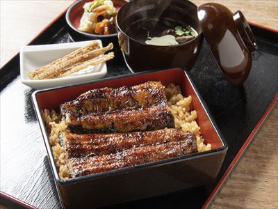 うなぎ料理　徳右ェ門
