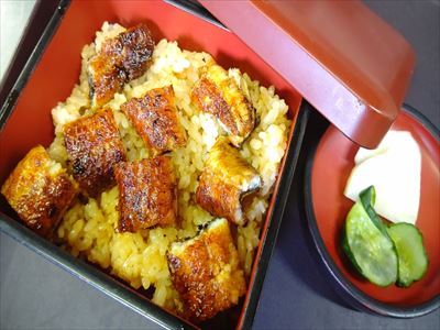 うなぎ料理　徳右ェ門