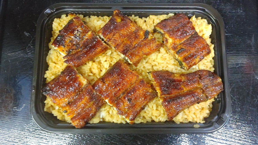 うなぎ料理　徳右ェ門