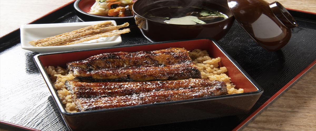 うなぎ料理　徳右ェ門