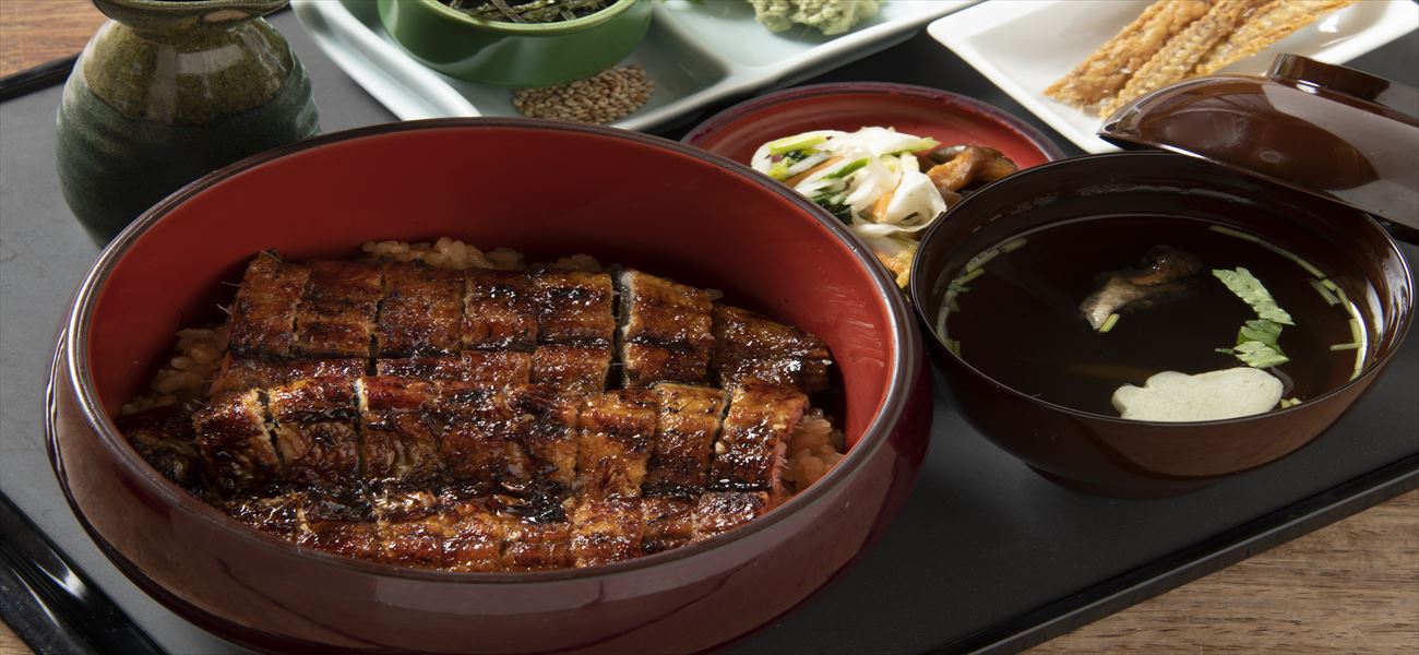 うなぎ料理　徳右ェ門