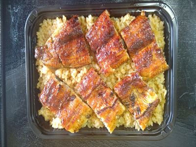 うなぎ料理　徳右ェ門