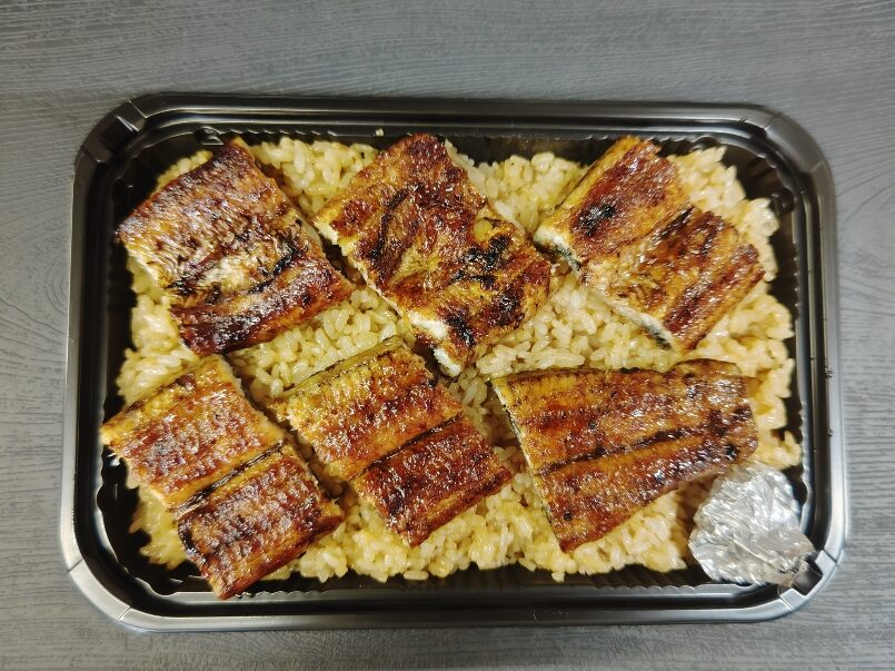 うなぎ料理　徳右ェ門