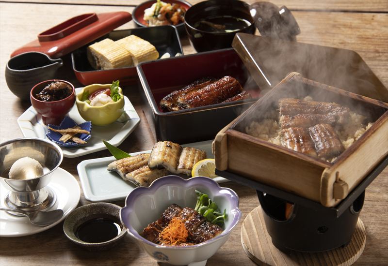 うなぎ料理　徳右ェ門