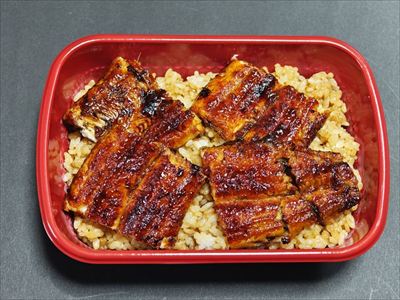うなぎ料理　徳右ェ門