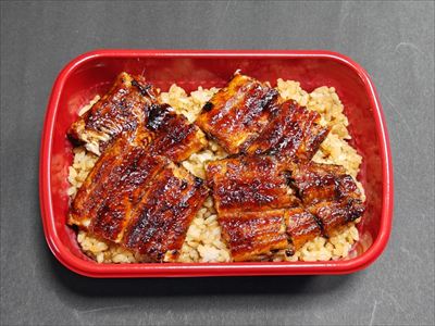 うなぎ料理　徳右ェ門