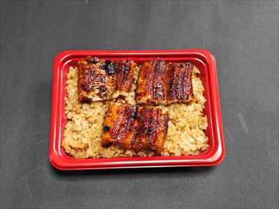 うなぎ料理　徳右ェ門