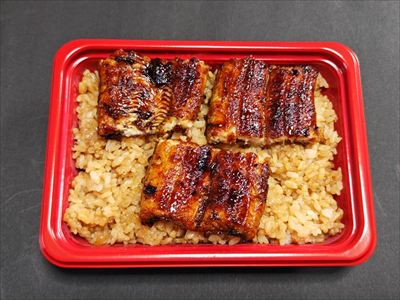 うなぎ料理　徳右ェ門
