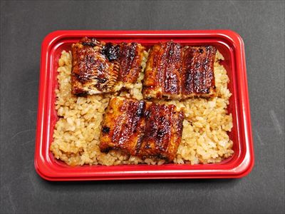 うなぎ料理　徳右ェ門