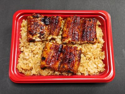 うなぎ料理　徳右ェ門
