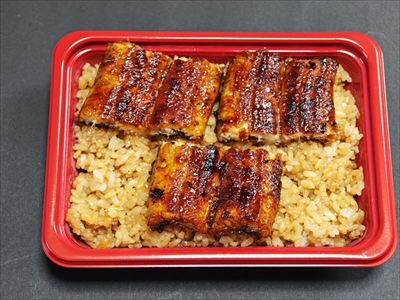 うなぎ料理　徳右ェ門