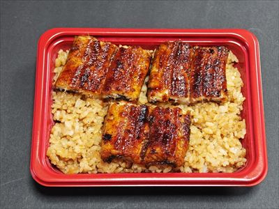 うなぎ料理　徳右ェ門