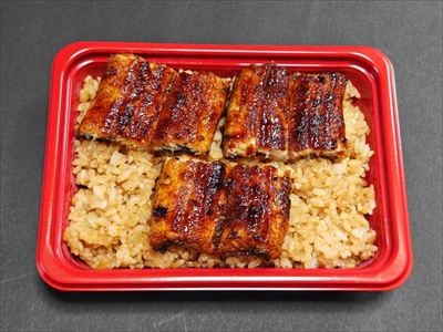 うなぎ料理　徳右ェ門