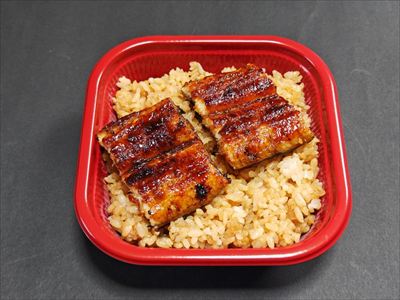 うなぎ料理　徳右ェ門