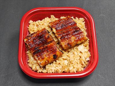 うなぎ料理　徳右ェ門