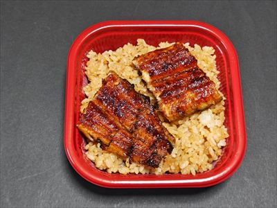 うなぎ料理　徳右ェ門