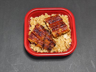 うなぎ料理　徳右ェ門