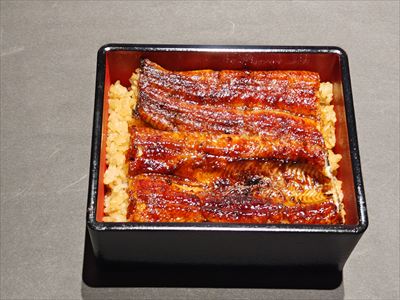 うなぎ料理　徳右ェ門
