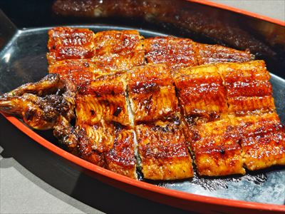 うなぎ料理　徳右ェ門
