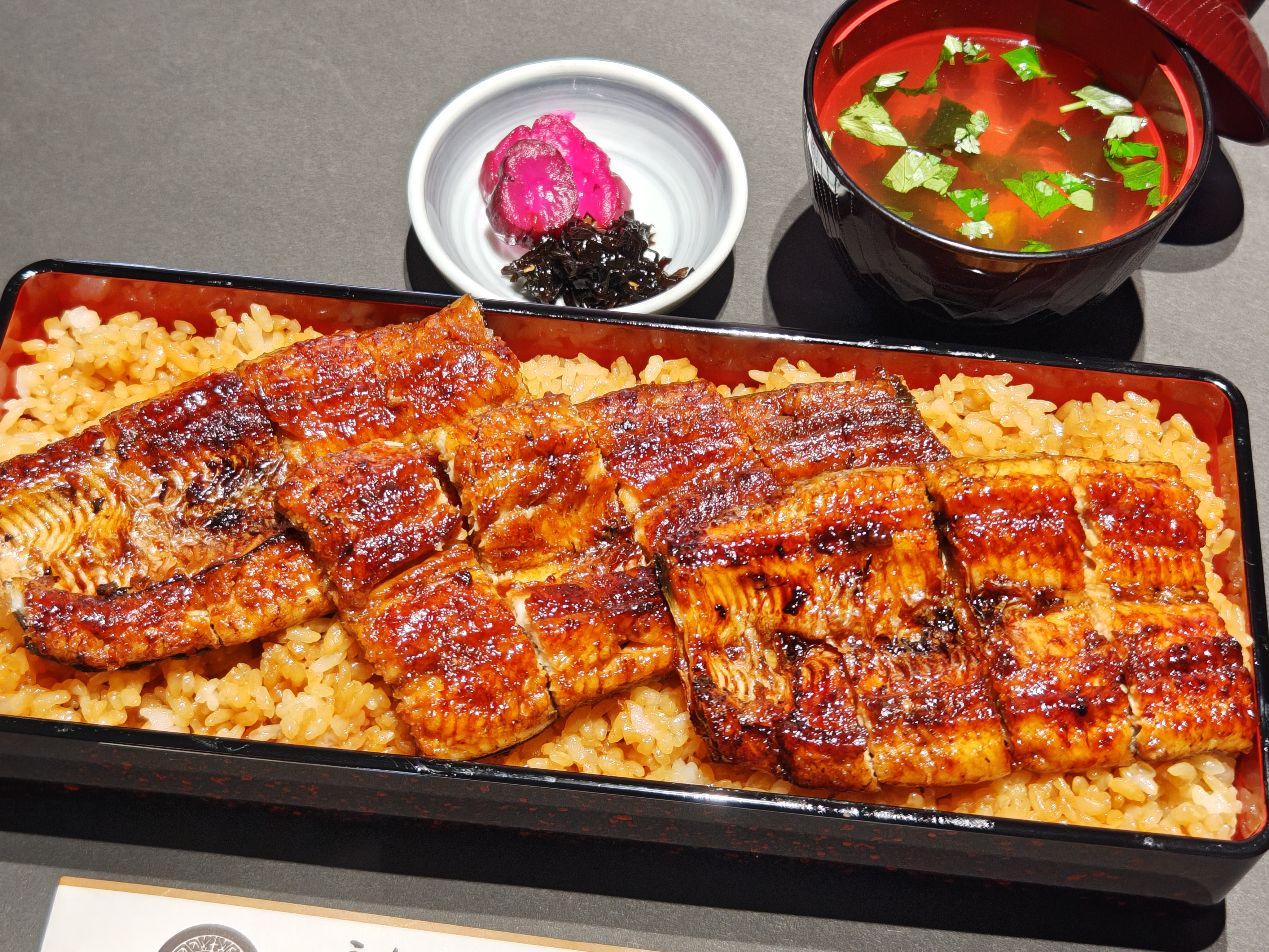 うなぎ料理　徳右ェ門