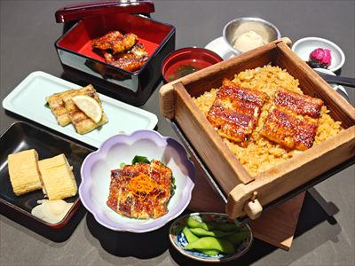 うなぎ料理　徳右ェ門