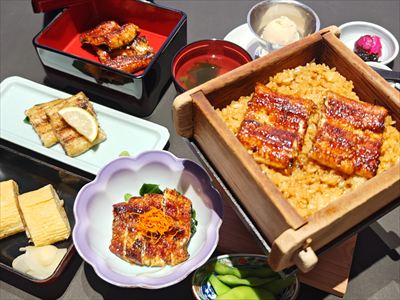 うなぎ料理　徳右ェ門