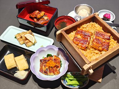 うなぎ料理　徳右ェ門