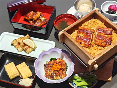 うなぎ料理　徳右ェ門