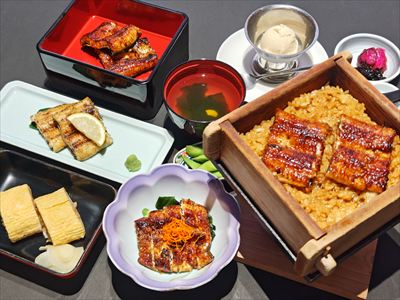 うなぎ料理　徳右ェ門