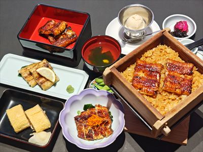 うなぎ料理　徳右ェ門