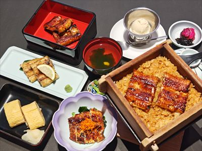 うなぎ料理　徳右ェ門