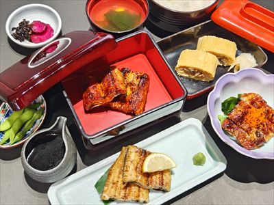 うなぎ料理　徳右ェ門